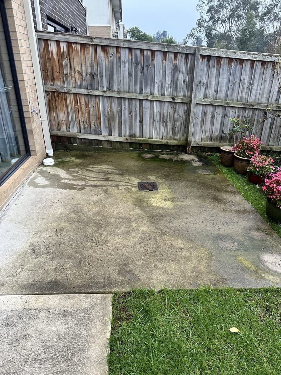 The courtyard before the clean